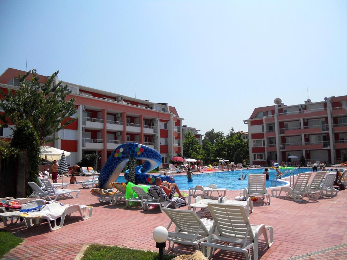 Sunny Fort Private Apartment Sunny Beach Exterior photo